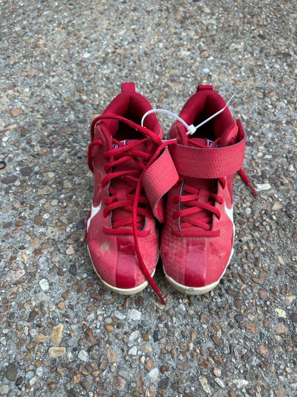 Nike Kids Red baseball cleats